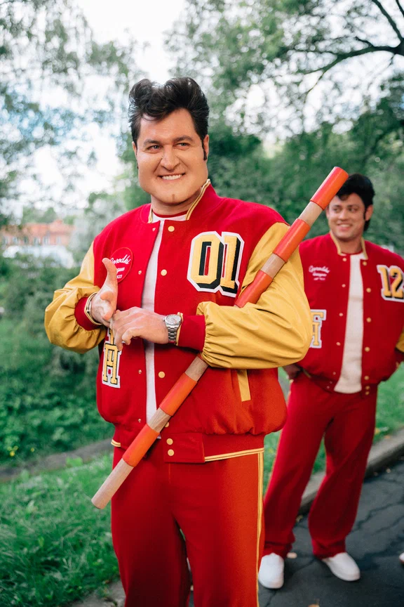 Почему у многих героев фильма флюс?:)