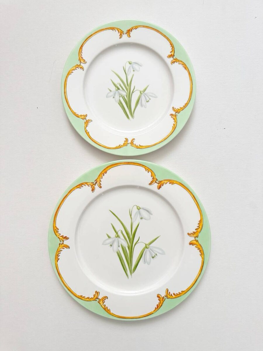 Сет на одного человека подснежник (25см+20см), 18000₽