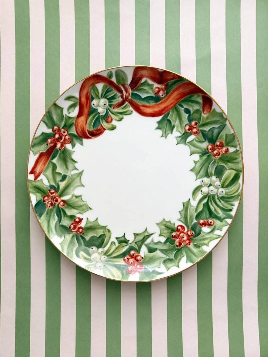 Тарелка "Венок остолиста", 20см, 10000₽