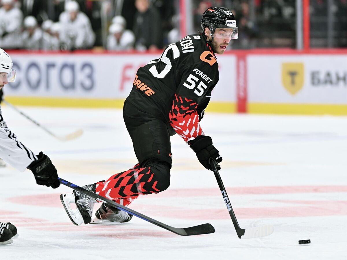    Хоккей. КХЛ. "Авангард" (Омск) - "Трактор" (Челябинск) | © РИА Новости / Алексей Мальгавко