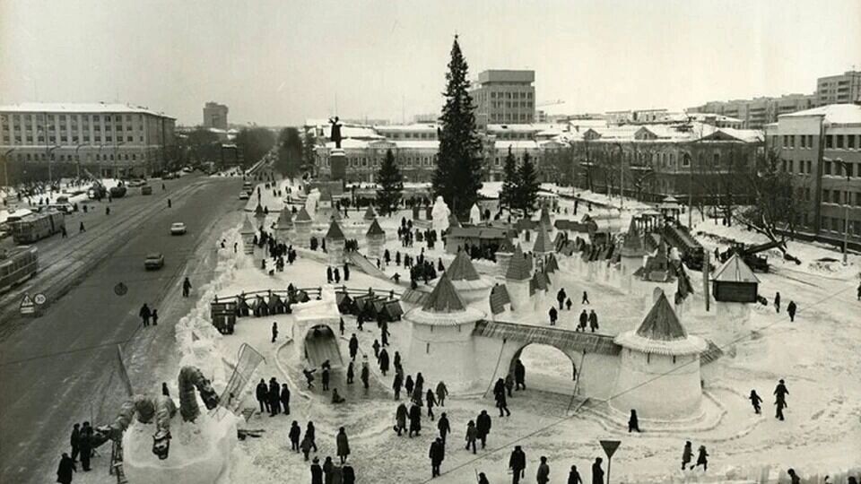    Архивные фото новогоднего Екатеринбурга   Группа «Старый добрый Свердловск»