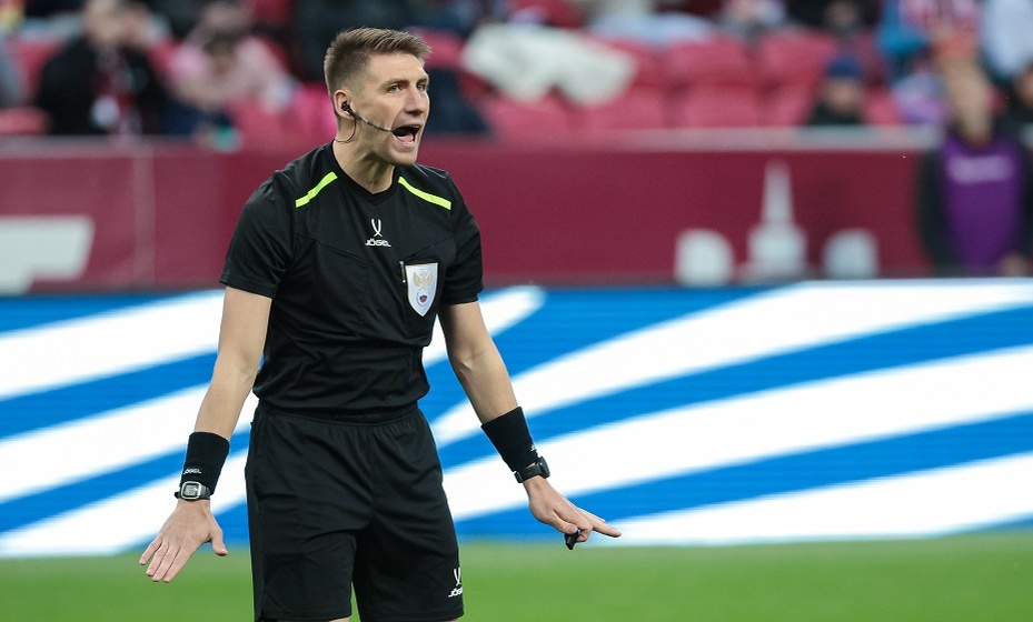    ЭСК РФС поддержала все решения Егорова в матче «Крыльев Советов» и «Краснодара». Фото: Global Look Press