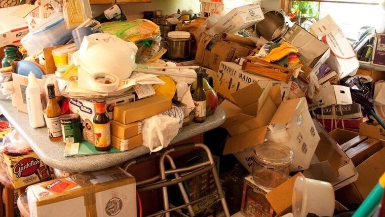 "В плену ненужных вещей"