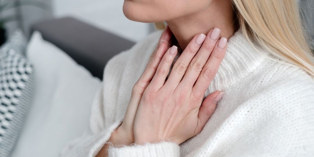 Ком в горле, который не проходит: почему в горле постоянно скапливается слизь — и как избавиться от этого раздражающего ощущения