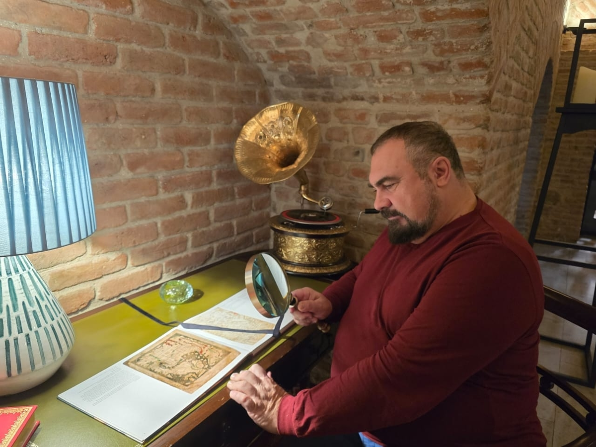 Так выглядит рабочее место сценариста. Шутка