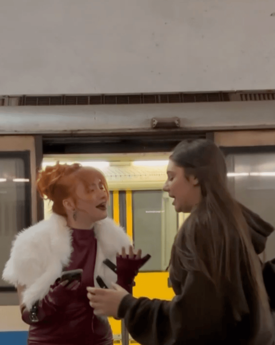 Предоставлено героиней материала
Кадр за 30 секунд до случившегося. Кто знал, чем для девушек обернётся этот вечер.