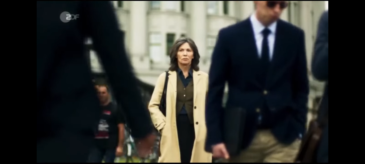 Кадр из сериала. Здесь и далее скриншоты автора.