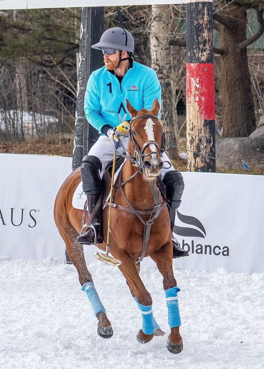    Источник: BACKGRID | Принц Гарри в Аспене