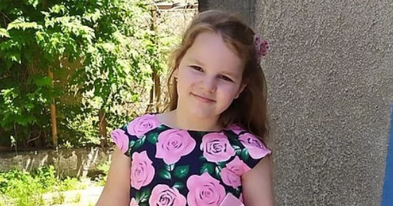 Девочка вывела из горящего дома трёхлетнюю малышку