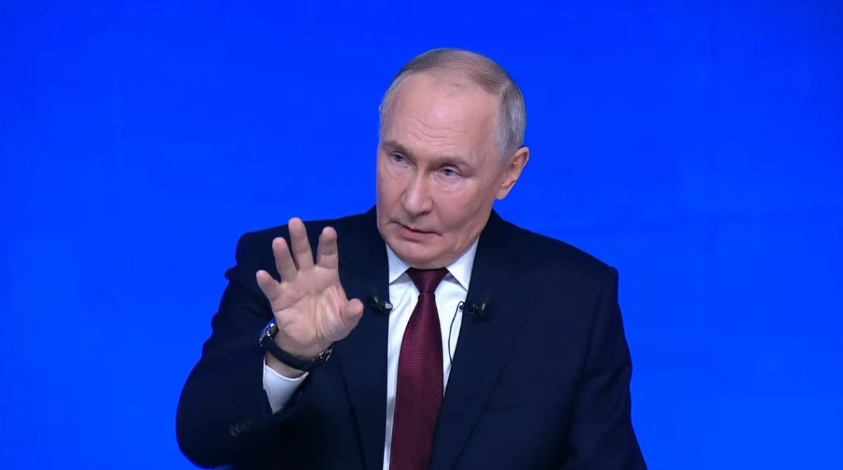    Кадры трансляции "Итогов года с Владимиром Путиным"