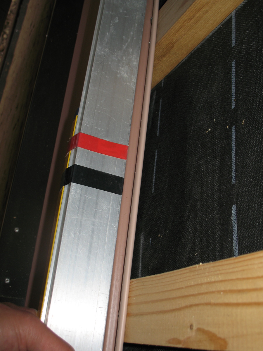 Проверка прямолинейности по линейке