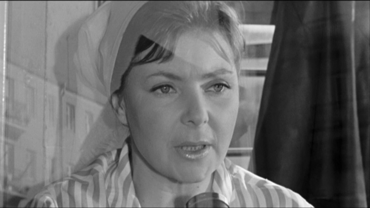   Ольга Аросева. Кадр из фильма «Берегись автомобиля», 1965 г., киностудия «Мосфильм»