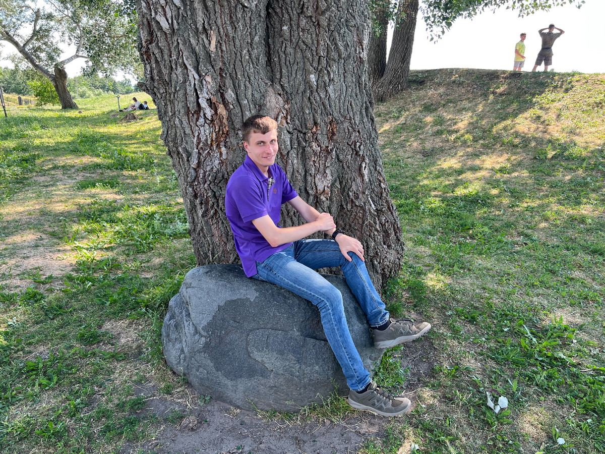 У меня даже нет ни одной фотографии внутри креля, чтобы увидеть хоть что-то от него :)