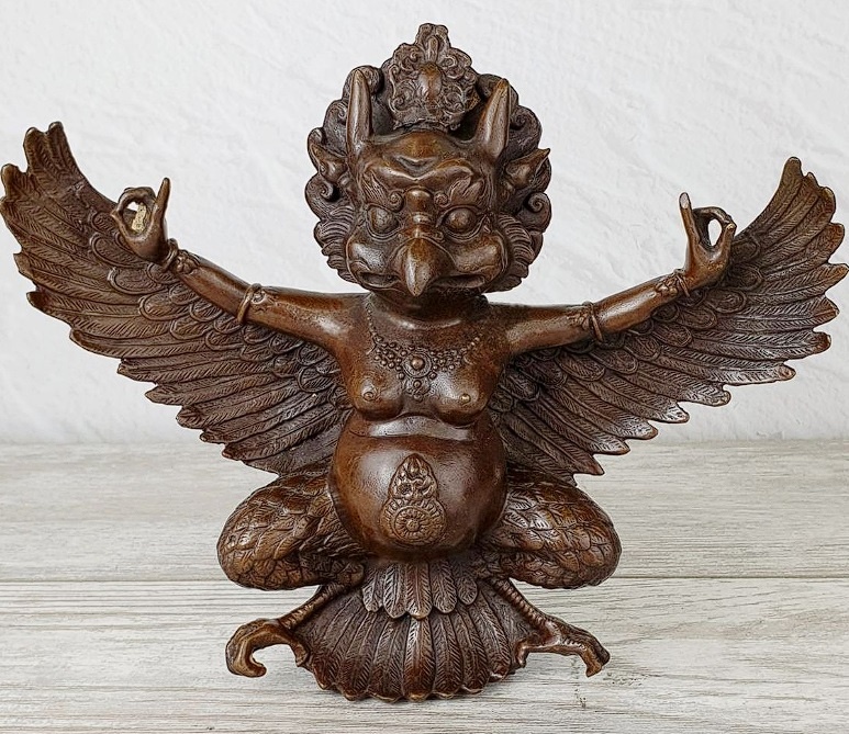 Бронзовая статуэтка Гаруды