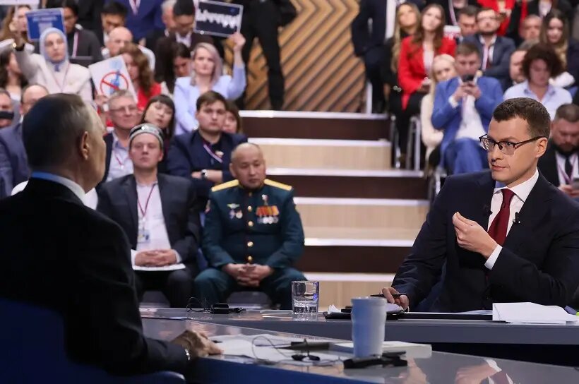  Программа "Итоги года с Владимиром Путиным" как всегда вышла в эфир в полдень по московскому времени   © РИА Новости. Михаил Метцель/POOL