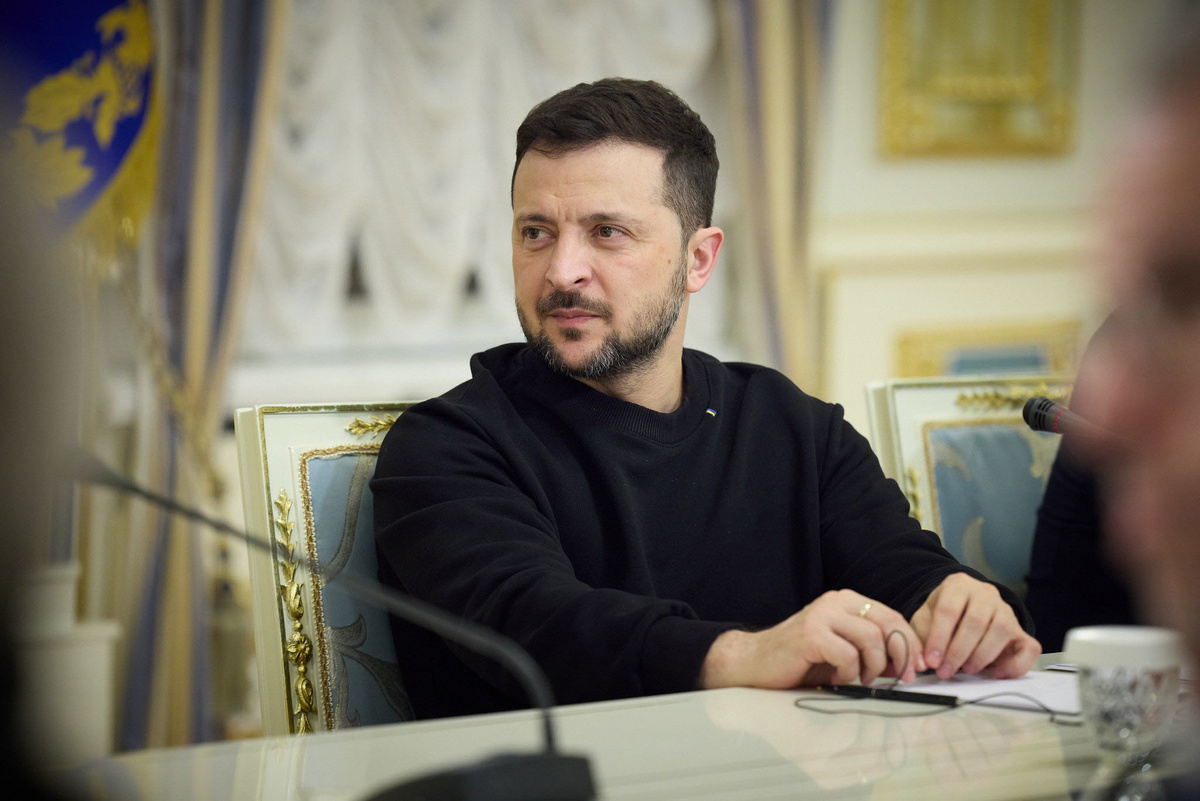 Вклад каждого грека в поддержку Зеленского составит 211 евро.  Фото: flickr.com / President Of Ukraine (Public domain)
