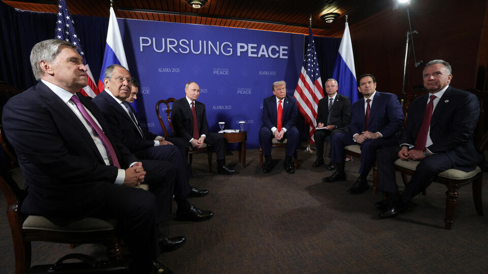     Американский политолог указал на важность слов Путина о переговорах в Анкоридже РИА Новости/Гавриил Григоров/POOL