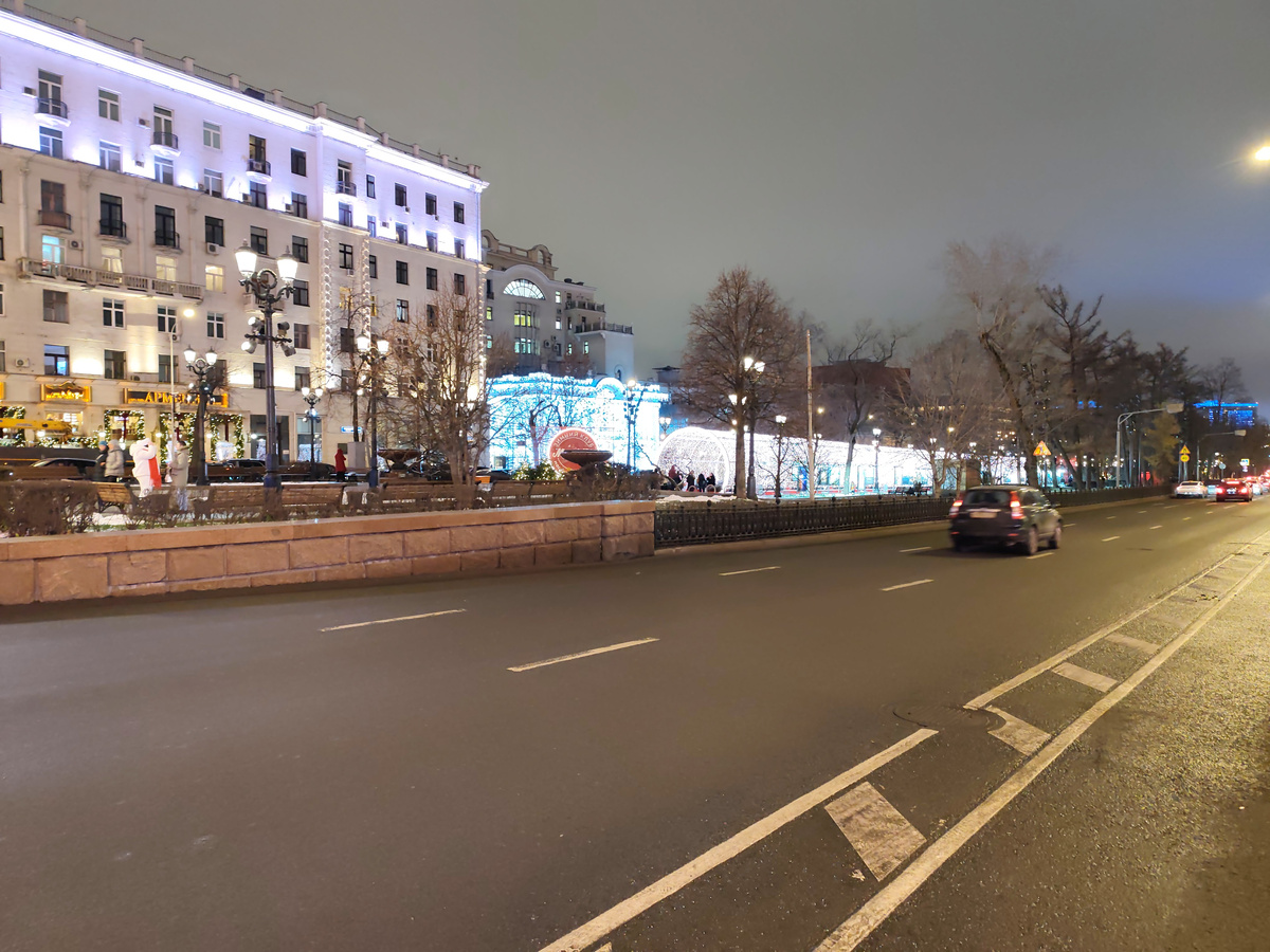 Как Москву украсили к Новому Году 2026 в районе "Пушкинской"