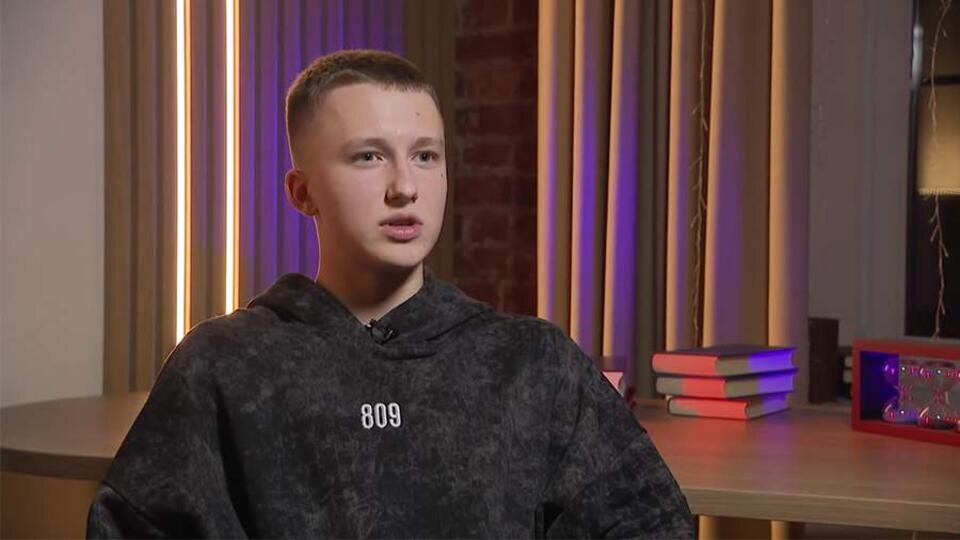     Студент рассказал, почему решил задать Путину вопрос о книгах ИЗВЕСТИЯ