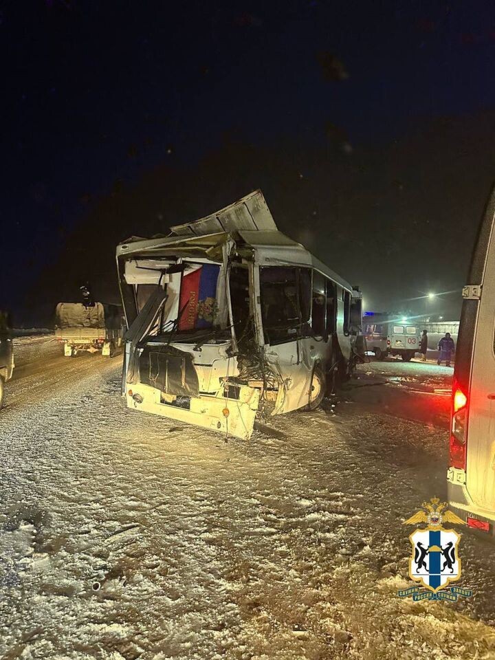    ДТП на трассе под Новосибирском / Источник: https://t.me/mvd_54