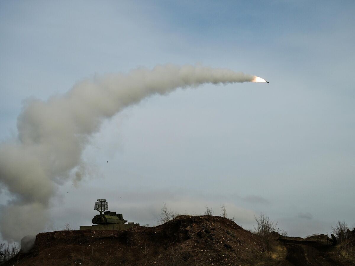    Боевая работа зенитного ракетного комплекса "Тор" | © РИА Новости / Евгений Биятов