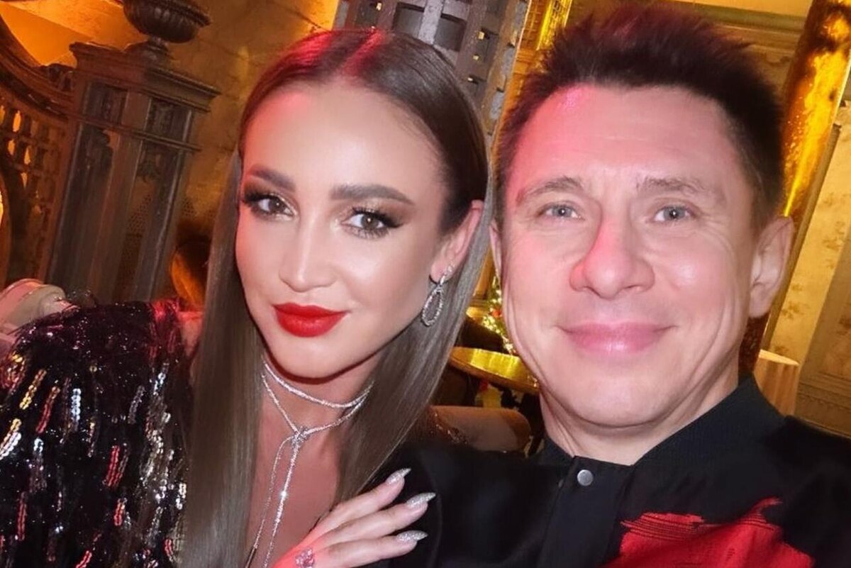    Ольга Бузова и Тимур Батрутдинов Социальные сети