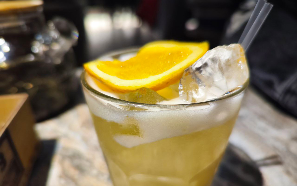 Простые коктейли можно приготовить дома.  Фото: ФедералПресс / Ксения Кобалия