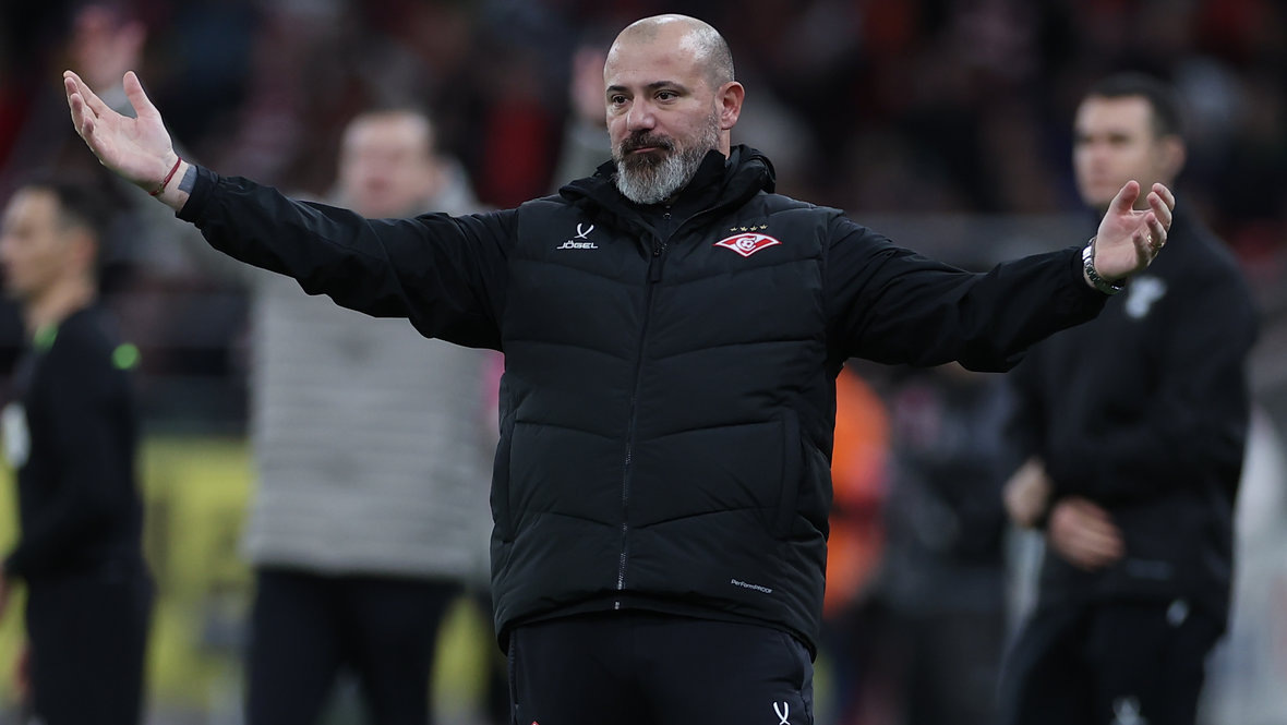    Деян Станкович.Александр Федоров