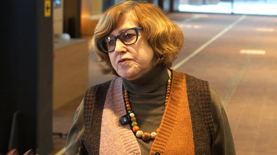 Директор Пермской художественной галереи Юлия Тавризян отметила, что галерея только готовится к открытию. «Мы не открываем экспозиции. Мы пока только приглашаем зрителей на архитектурные экскурсии по зданию, рассматривая здание как первый наш экспонат»,— уточнила Юлия Тавризян.📷Фото: Игнат Шелестовский