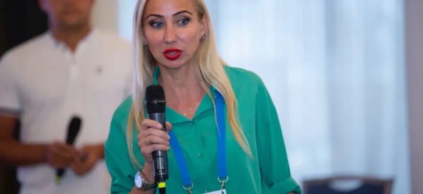    Главный редактор сайта «Russia Times News» на русском и испанском языках, блогер, журналист и организатор благотворительного фонда Лара Зиндер рассказала о жизни и специфике работы журналистом в Чили. Элина Романенко