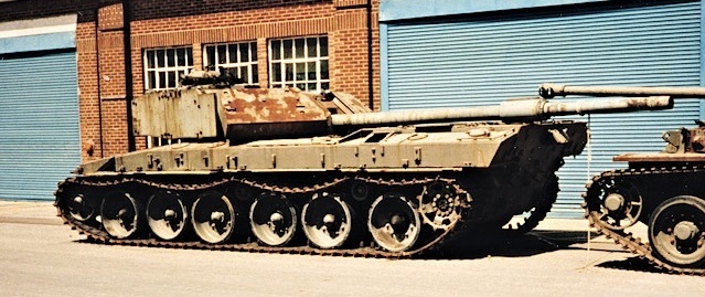 FV4601 MBT-80