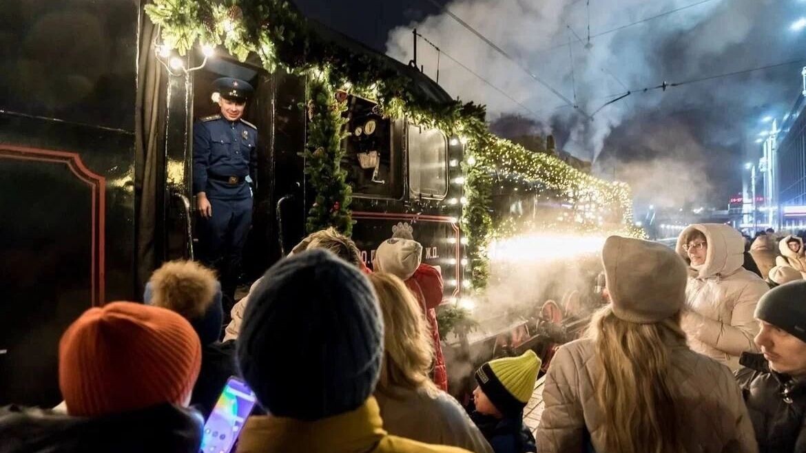    Дед Мороз приехал в Белгород    t.me/uvzd_segodnya