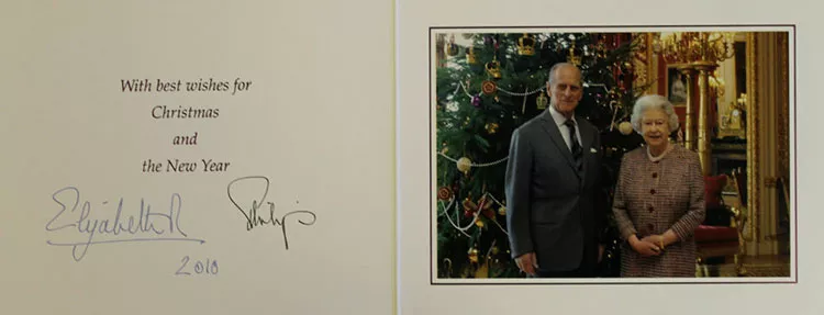 Один из редких примеров открытки с елкой