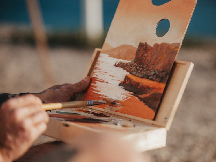     Молодых художников Хабаровского края приглашают на конкурс «Картина мира» фото: пресс-служба правительства Хабаровского края