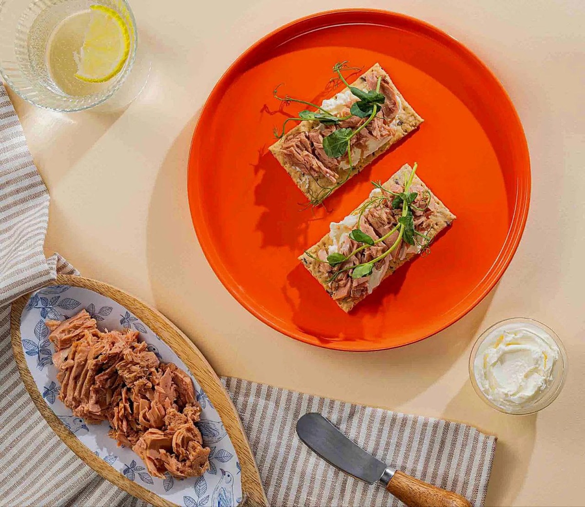 В банке с тунцом PREMIERE of TASTE нет ничего лишнего: только рыба, масло, вода и соль