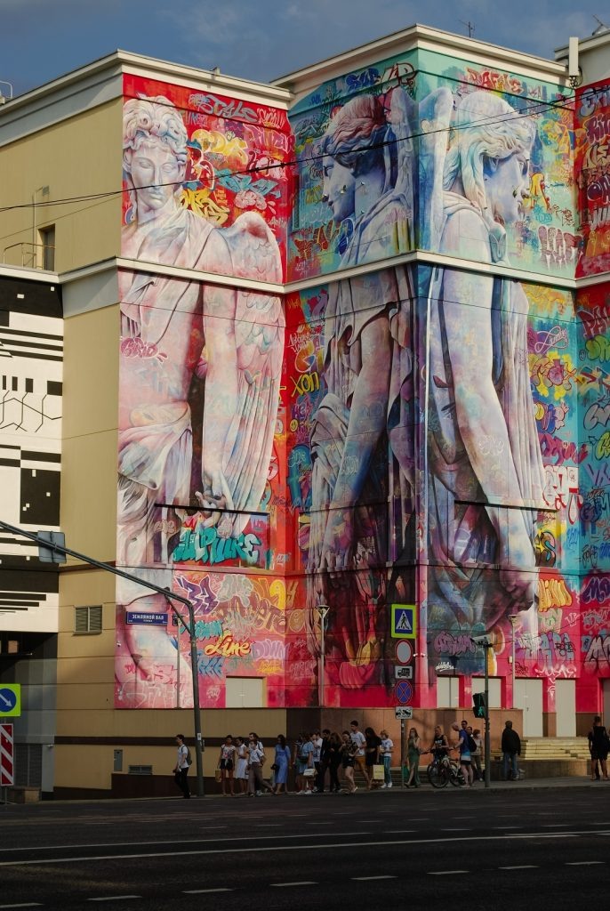 Листайте вправо, чтобы увидеть больше изображений