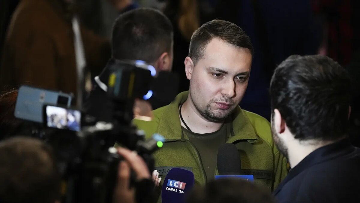   Evgeniy Maloletka / AP