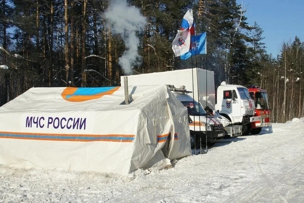    На автодорогах Югры готовы принять водителей и пассажиров 52 пункта обогрева