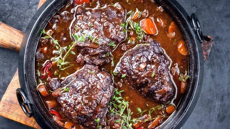 Говядина медленного томления: секреты идеального вкуса для настоящих гурманов