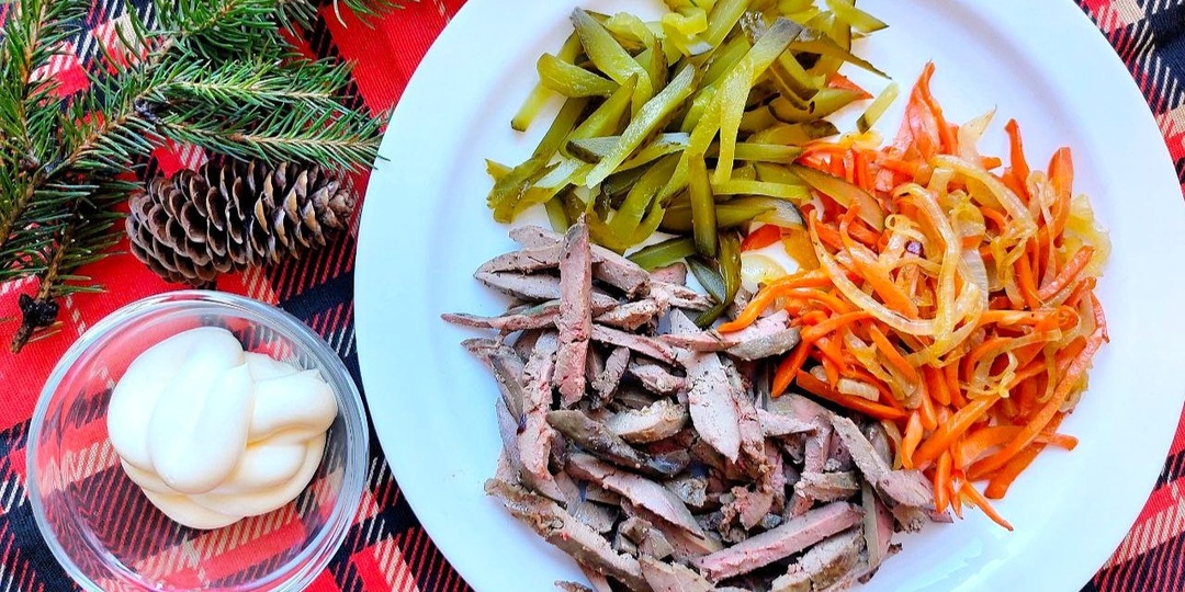 Два легендарных советских салата: Обжорка и Пассажирский. Классическая версия и быстрые варианты