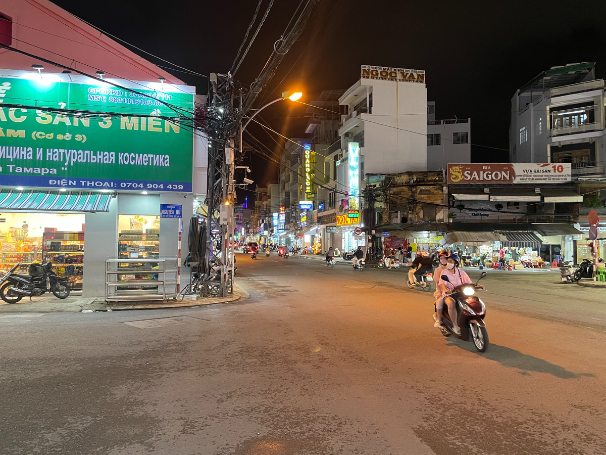 Девушки на байках, обычное явление