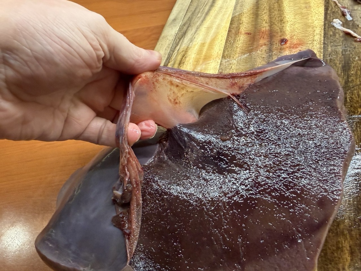 Пленка на печени, которую нужно удалить