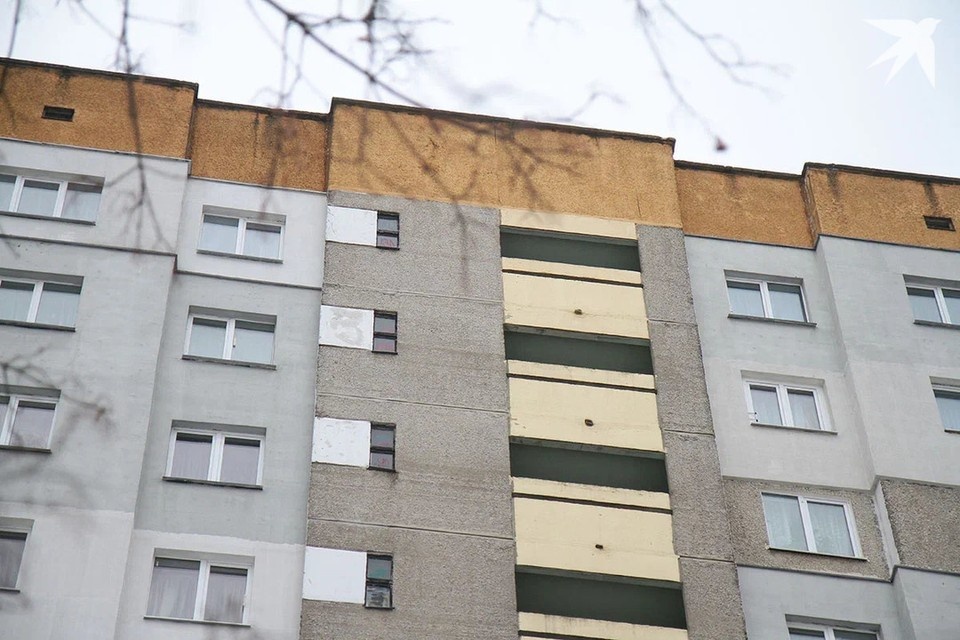   Власти Минска сказали, что будет с домом в Малиновке, где обрушилась часть фасада. Снимок носит иллюстративный характер. Павел МАРТИНЧИК