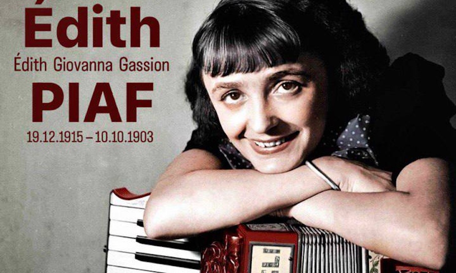 «Она превосходит себя. Она превосходит свои песни, их музыку и слова. Она превосходит всех нас»