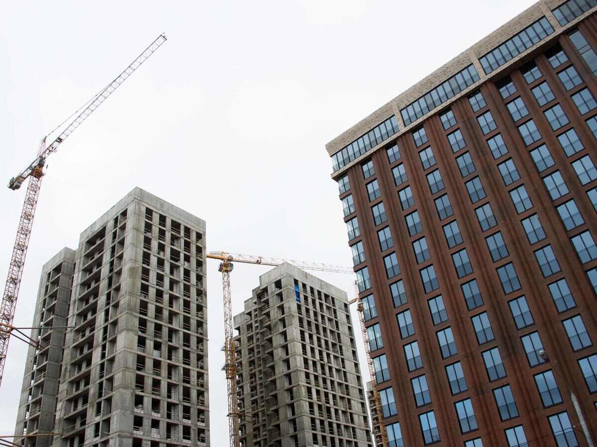    Строительство жилого комплекса | © РИА Новости / Илья Питалев