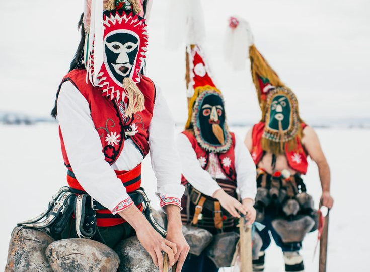 Зимние традиции: кукеры (Болгария)