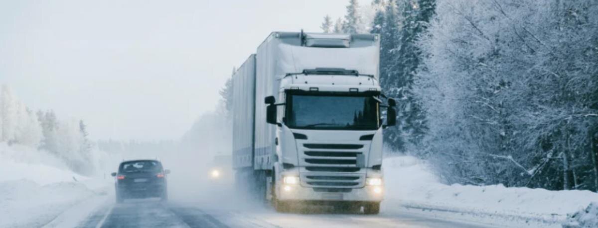 РЕЕСТР ПЕРЕВОЗЧИКОВ ПОЛУЧИЛ ОДОБРЕНИЕ СОВФЕДА: НОВЫЕ ПРАВИЛА ДЛЯ РЫНКА ГРУЗОПЕРЕВОЗОК