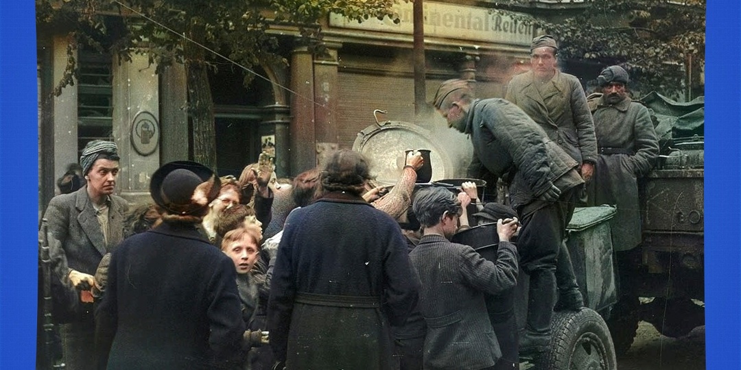 Советские войска в Берлине: Что происходило в городе в первые дни после капитуляции? Битва с "вервольфами", наведение порядка и помощь гражд