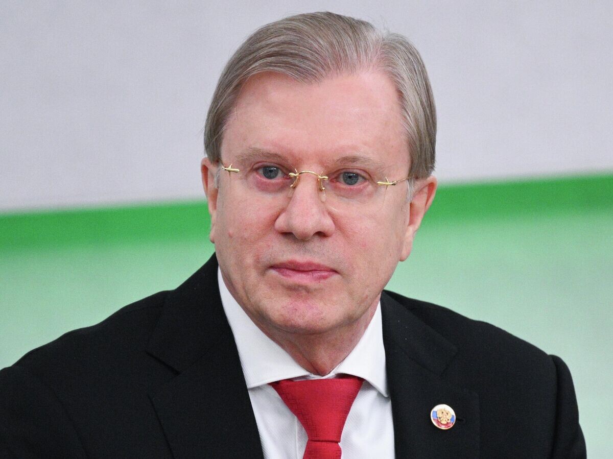    Заместитель председателя правительства РФ Виталий Савельев на ПМЭФ-2025 | © РИА Новости / Кирилл Зыков