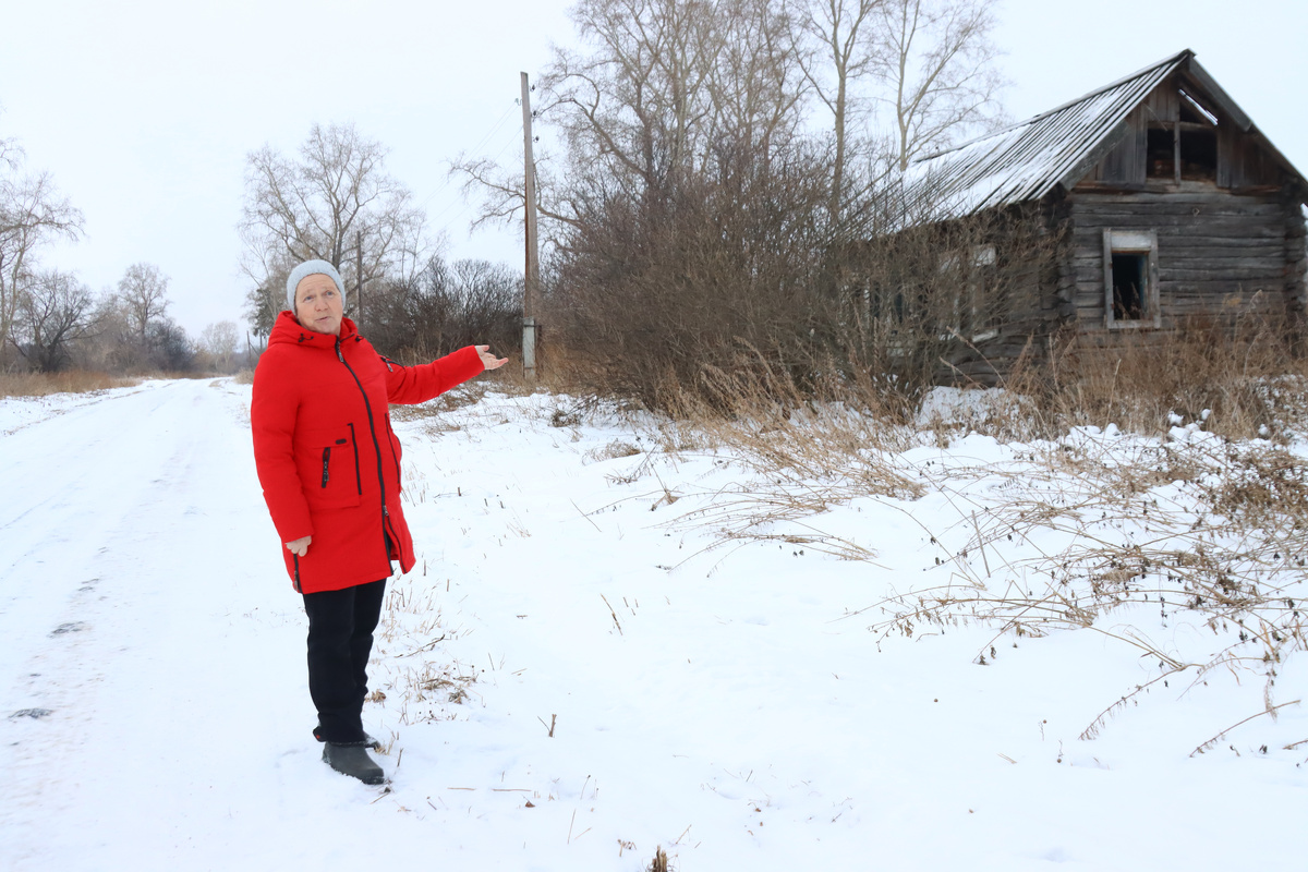 Наталья Глухарева провела для нас экскурсию по Святославке, где появляется всё больше нежилых домов
